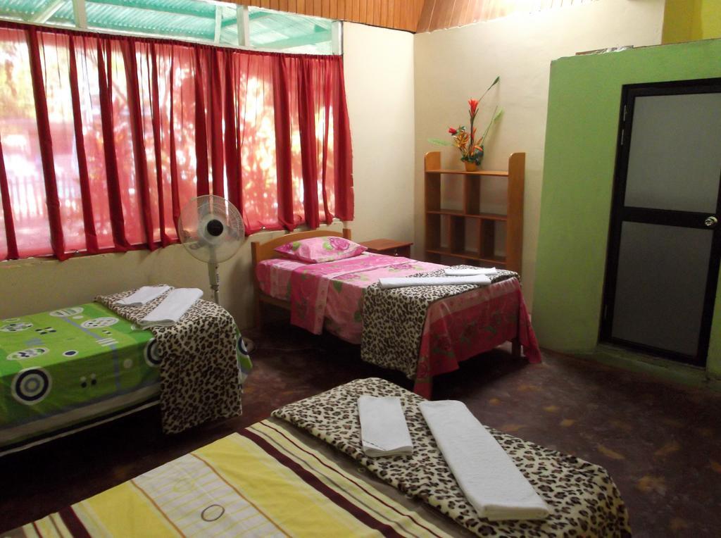 Villa Hermosa De Tambopata Casa Hospedaje & Hostel Puerto Maldonado Room photo